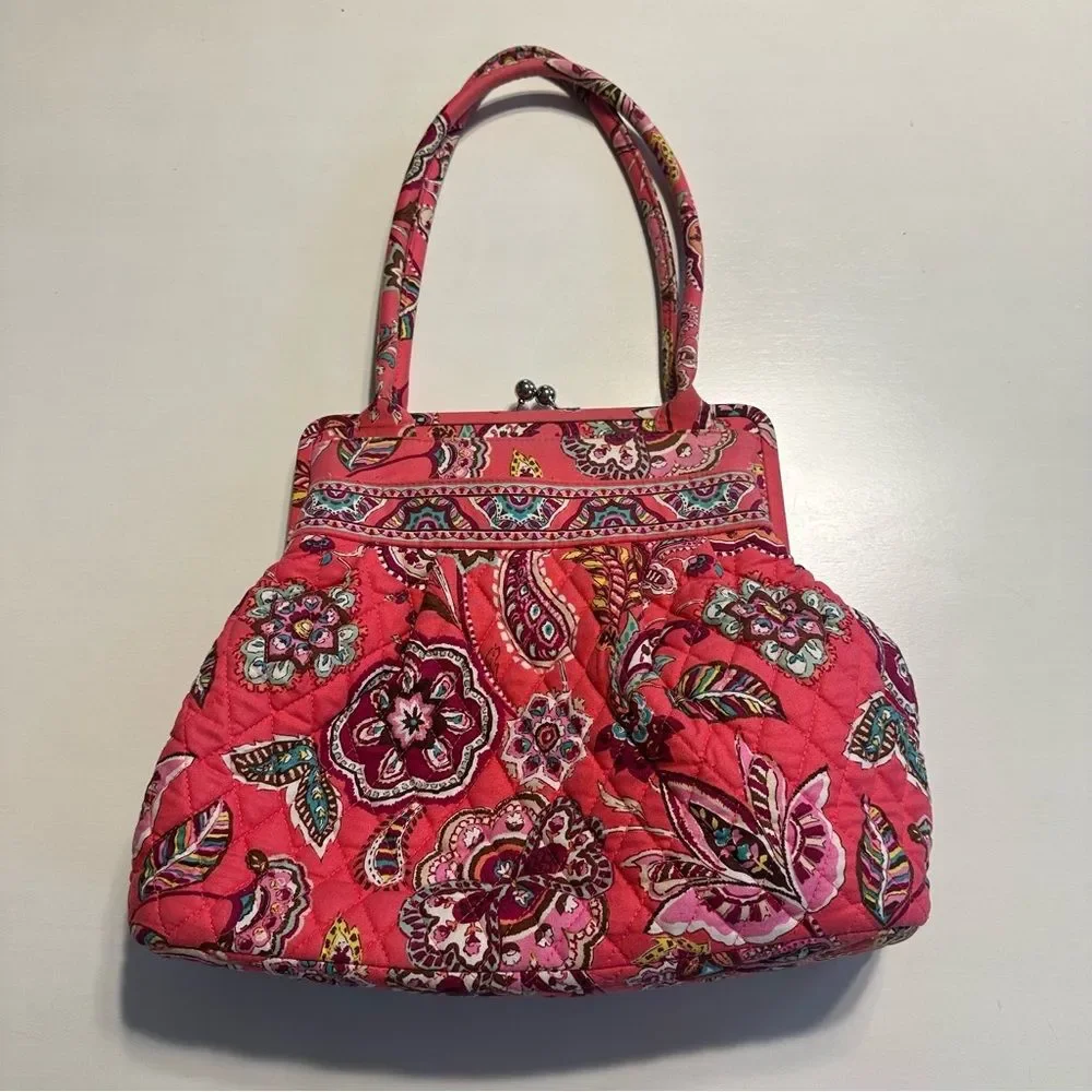 Vera Bradley Call Me Coral Alice Kisslock Metal Clasp Bag Purse Paisley Fabric
